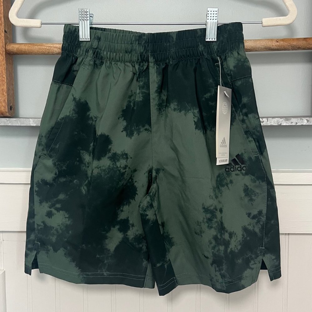 Boys adidas aeroready shorts size small (8) green oxide NWT